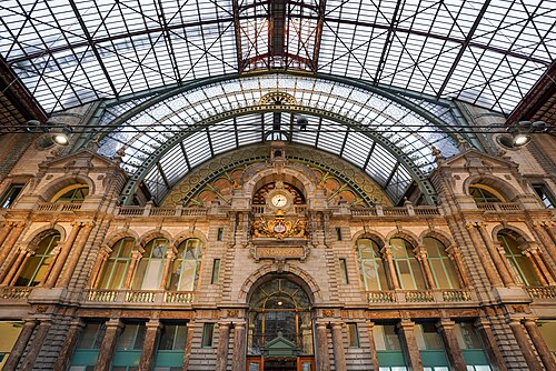 Antwerpia skrywa więcej niż diamenty! Niezwykła historia, o której mało kto słyszał 2 500px 1018 Antwerpen Centraal railway station Photo by Giles Laurent