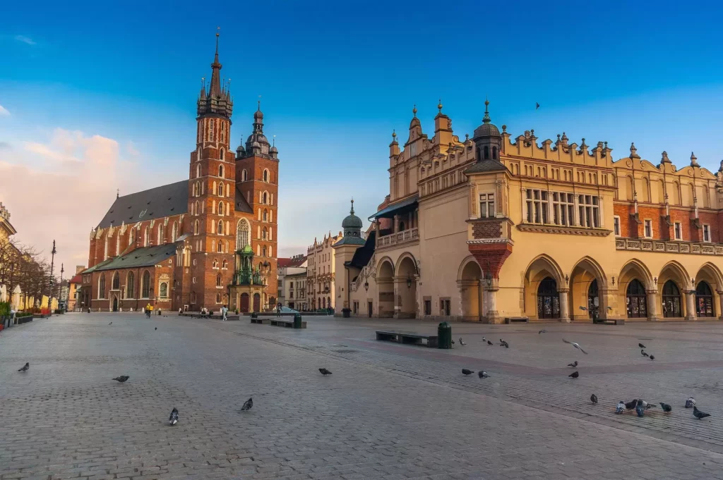 Darmowe muzea w Krakowie. W które dni zwiedzisz atrakcje za 0 zł? 2 krakowrynek